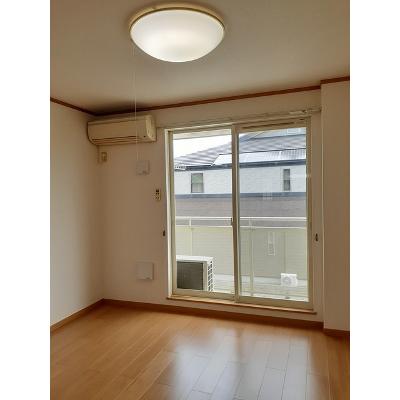 リュウ・フロイデ 203【管理NO：1-013086301-02030】 ★家具家電は申し込み後に搬入します★ ★2026年11月中旬入居可能★の物件画像