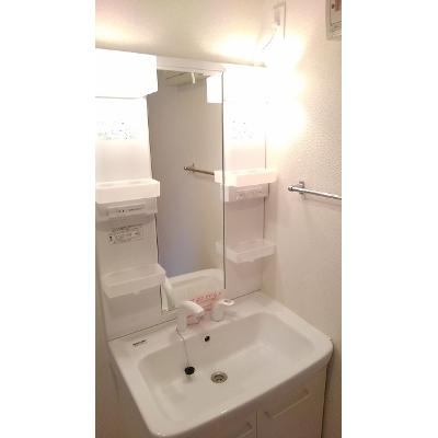 ラデュレⅡ 201【管理NO：1-019361401-02010】 ★家具家電は申し込み後に搬入します★ ★2026年12月下旬入居可能★の物件画像