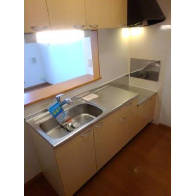 レフィナード 201【管理NO：1-014344201-02010】 ★家具家電は申し込み後に搬入します★ ★2026年11月下旬入居可能★の物件画像