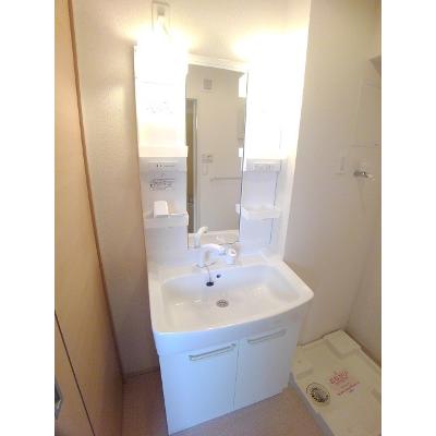 宇多津町新開アパート 202【管理NO：1-018244801-02020】 ★家具家電は申し込み後に搬入します★ ★2026年12月中旬入居可能★の物件画像