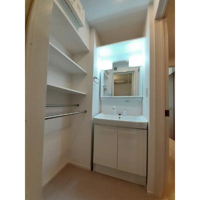 リジョイス　にわせ 102【管理NO：1-025981301-01020】 ★家具家電は申し込み後に搬入します★ ★2026年11月下旬入居可能★の物件画像