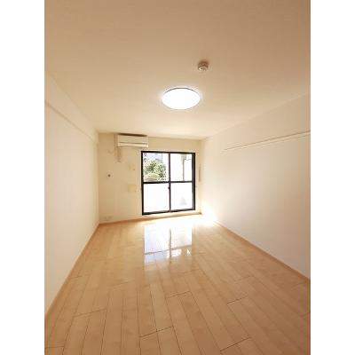 レジデンス西川 207【管理NO：1-019637701-02060】 ★家具家電は申し込み後に搬入します★ ★2026年11月下旬入居可能★の物件画像