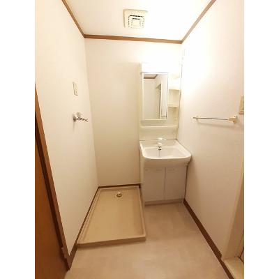 エクセレンテグリシーナⅡ 202【管理NO：1-010908002-02020】 ★家具家電は申し込み後に搬入します★の物件画像