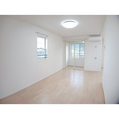 カーサ平松 205【管理NO：1-022672501-02050】 ★家具家電は申し込み後に搬入します★ ★2026年12月上旬入居可能★の物件画像