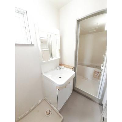 アーバンドエル 101【管理NO：1-009556301-01010】 ★家具家電は申し込み後に搬入します★ ★2026年11月上旬入居可能★の物件画像