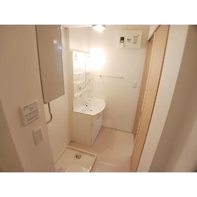 テラスハウス　Ｂｒｉｓａ 101【管理NO：1-017273502-01010】 ★家具家電は申し込み後に搬入します★の物件画像