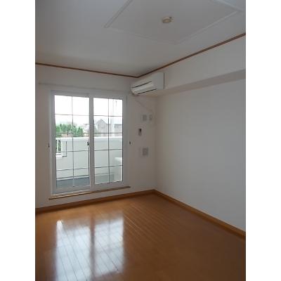 クオリアⅠ 203【管理NO：1-013464301-02030】 ★家具家電は申し込み後に搬入します★ ★2027年01月下旬入居可能★の物件画像