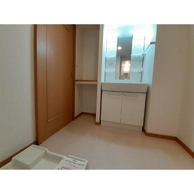 クラールＴ・Ｏ 102【管理NO：1-015375401-01020】 ★家具家電は申し込み後に搬入します★の物件画像