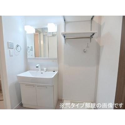 アマルコルド 201【管理NO：1-028766201-02010】 ★家具家電は申し込み後に搬入します★ ★2027年02月上旬入居可能★の物件画像