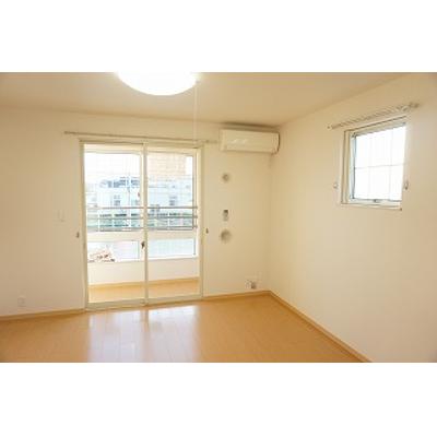 プリート 204【管理NO：1-017060401-02040】 ★家具家電は申し込み後に搬入します★の物件画像