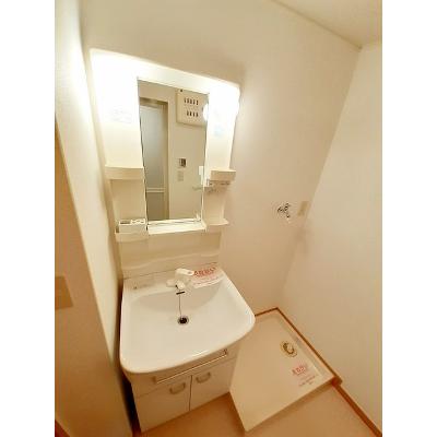 サンボヌールⅢ 202【管理NO：1-013911201-02020】 ★家具家電は申し込み後に搬入します★ ★2026年11月中旬入居可能★の物件画像
