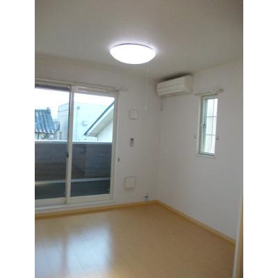 ルミエ－ル神明 205【管理NO：1-015821801-02050】 ★家具家電は申し込み後に搬入します★ ★2026年12月上旬入居可能★の物件画像