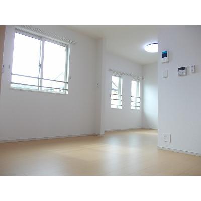 ライマ　エスペランサ 202【管理NO：1-019805601-02020】 ★家具家電は申し込み後に搬入します★ ★2026年11月中旬入居可能★の物件画像