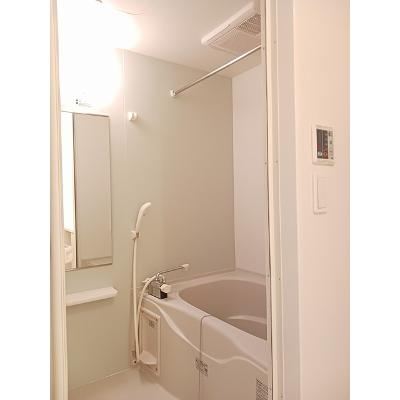 クローバー青島 101【管理NO：1-016885101-01010】 ★家具家電は申し込み後に搬入します★の物件画像