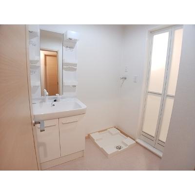 レクサス共栄　Ｆ 203【管理NO：1-016421001-02030】 ★家具家電は申し込み後に搬入します★ ★2026年11月下旬入居可能★の物件画像