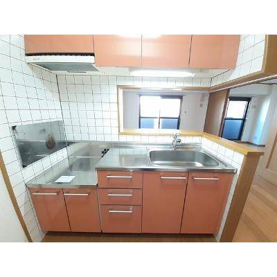 ソレアード山香 203【管理NO：1-012361901-02030】 ★家具家電は申し込み後に搬入します★ ★2026年11月下旬入居可能★の物件画像