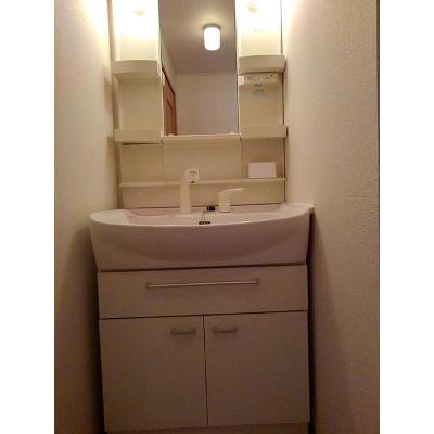 サンライツ伊賀 102【管理NO：1-014116601-01020】 ★家具家電は申し込み後に搬入します★ ★2026年10月下旬入居可能★の物件画像