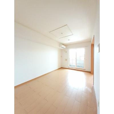 フリーデ 203【管理NO：1-015201101-02030】 ★家具家電は申し込み後に搬入します★ ★2026年11月下旬入居可能★の物件画像