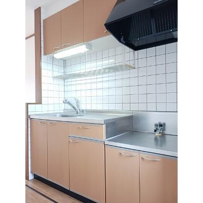 コスミオン　Ａ 101【管理NO：1-011510301-01010】 ★家具家電は申し込み後に搬入します★ ★2026年12月上旬入居可能★の物件画像