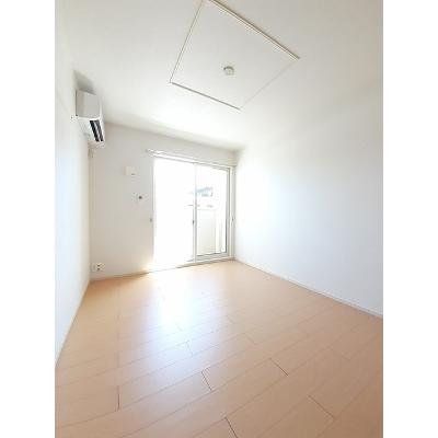 サンリット・カーサ 102【管理NO：1-018312301-01020】 ★家具家電は申し込み後に搬入します★ ★2027年01月下旬入居可能★の物件画像
