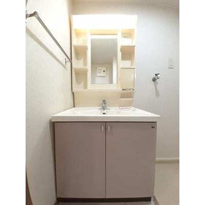 ヴィラ・エテルノＢ 202【管理NO：1-009714102-02020】 ★家具家電は申し込み後に搬入します★ ★2026年11月中旬入居可能★の物件画像