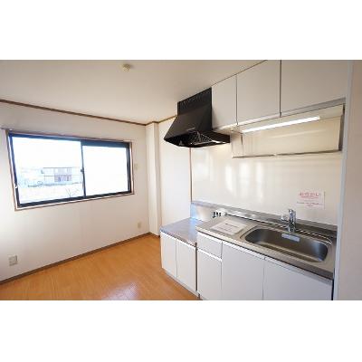 アーバン宮園 202【管理NO：1-007187701-02020】 ★家具家電は申し込み後に搬入します★ ★2026年11月中旬入居可能★の物件画像