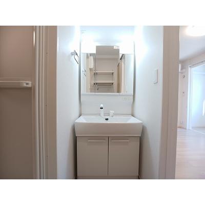 セレノアント 104【管理NO：1-028067301-01040】 ★家具家電は申し込み後に搬入します★ ★2026年12月中旬入居可能★の物件画像