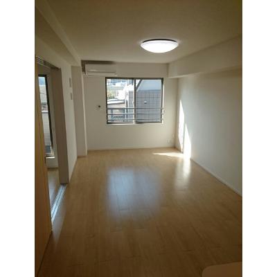 ラフィーネ 302【管理NO：1-025015001-03020】 ★家具家電は申し込み後に搬入します★ ★2026年11月中旬入居可能★の物件画像