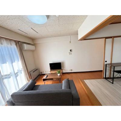 POROKARI旭川1条通E/エアコン/駐車場有/複数室の物件画像