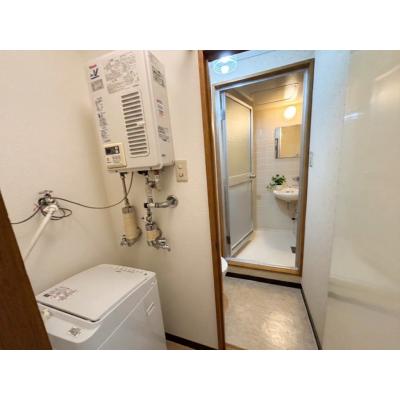 POROKARI旭川1条通E/エアコン/駐車場有/複数室の物件画像