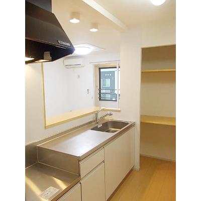 フルール・ブランシュⅡ 203【管理NO：1-018913602-02030】 ★家具家電は申し込み後に搬入します★ ★2026年11月下旬入居可能★の物件画像