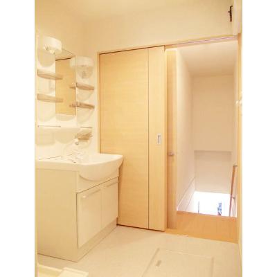 フルール・ブランシュⅡ 203【管理NO：1-018913602-02030】 ★家具家電は申し込み後に搬入します★ ★2026年11月下旬入居可能★の物件画像