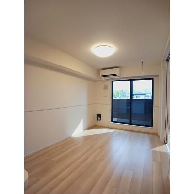 ラ　ルーチェ　クアットロ 203【管理NO：1-028083201-02030】 ★家具家電は申し込み後に搬入します★ ★2026年11月上旬入居可能★の物件画像