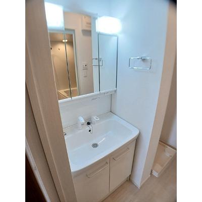 エルピス　ひな　Ｂ 201【管理NO：1-028888202-02010】 ★家具家電は申し込み後に搬入します★ ★2027年03月下旬入居可能★の物件画像