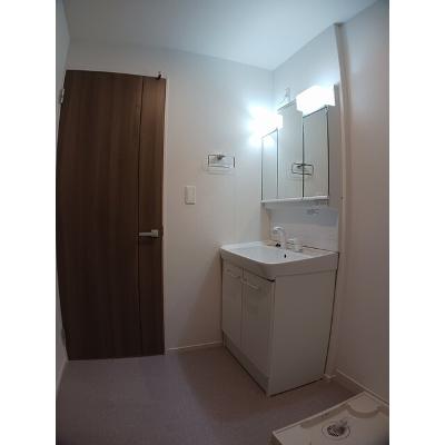 デュランダーナ 106【管理NO：1-027901701-01050】 ★家具家電は申し込み後に搬入します★ ★2026年11月中旬入居可能★の物件画像