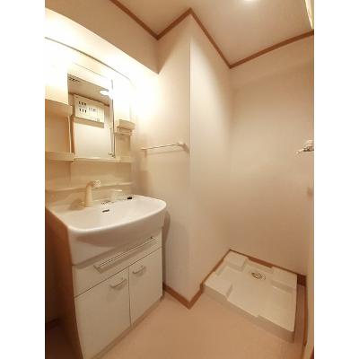 ラフレシール秋根 107【管理NO：1-014464801-01060】 ★家具家電は申し込み後に搬入します★ ★2026年11月上旬入居可能★の物件画像