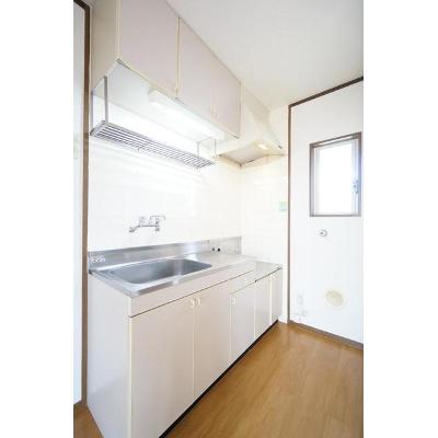 フラット・フラワー 201【管理NO：1-004130201-02010】 ★家具家電は申し込み後に搬入します★ ★2026年12月中旬入居可能★の物件画像
