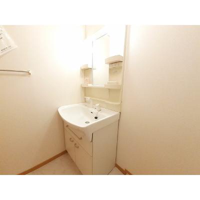 フローラルハイツⅢ 102【管理NO：1-012086701-01020】 ★家具家電は申し込み後に搬入します★ ★2026年11月下旬入居可能★の物件画像