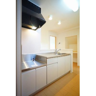 サニーガーデンＢ 102【管理NO：1-020506402-01020】 ★家具家電は申し込み後に搬入します★ ★2026年12月上旬入居可能★の物件画像