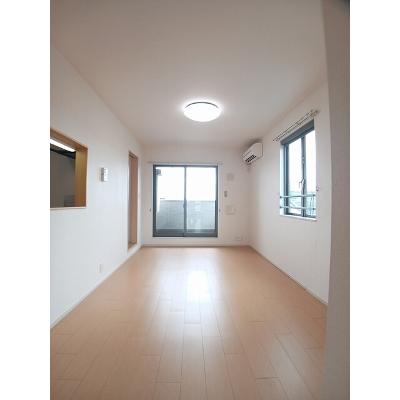 ビューラ塩津南田 306【管理NO：1-017453701-03050】 ★家具家電は申し込み後に搬入します★の物件画像