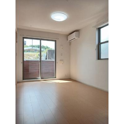 ジャスミン 105【管理NO：1-020726501-01040】 ★家具家電は申し込み後に搬入します★ ★2026年12月中旬入居可能★の物件画像