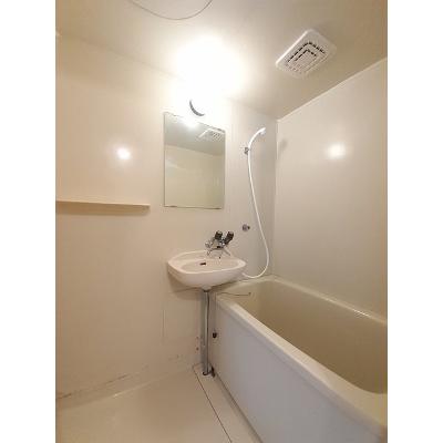 ハイムナカゾネ 203【管理NO：1-002998401-02030】 ★家具家電は申し込み後に搬入します★の物件画像