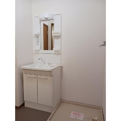 サンクローレⅡ 101【管理NO：1-010416201-01010】 ★家具家電は申し込み後に搬入します★の物件画像