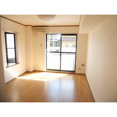 エクセランＴ 101【管理NO：1-010930801-01010】 ★家具家電は申し込み後に搬入します★ ★2026年12月上旬入居可能★の物件画像