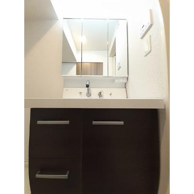 グランルポン　アン 203【管理NO：1-026186901-02030】 ★家具家電は申し込み後に搬入します★ ★2026年12月中旬入居可能★の物件画像