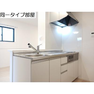パルク町村 205【管理NO：1-028727301-02050】 ★家具家電は申し込み後に搬入します★ ★2027年02月上旬入居可能★の物件画像