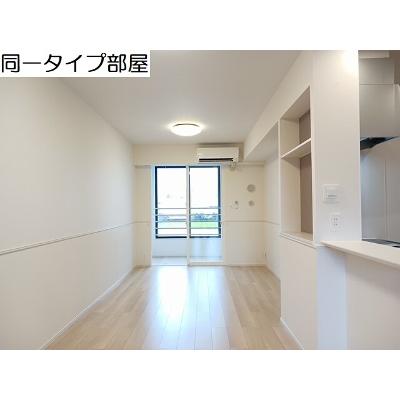 パルク町村 203【管理NO：1-028727301-02030】 ★家具家電は申し込み後に搬入します★ ★2027年02月上旬入居可能★の物件画像