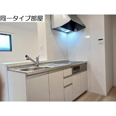 パルク町村 105【管理NO：1-028727301-01050】 ★家具家電は申し込み後に搬入します★ ★2027年02月上旬入居可能★の物件画像