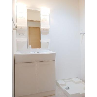 セレーノ草薙Ⅱ 103【管理NO：1-017100602-01030】 ★家具家電は申し込み後に搬入します★ ★2026年12月上旬入居可能★の物件画像
