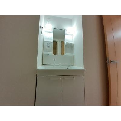 ルピナス 102【管理NO：1-022103201-01020】 ★家具家電は申し込み後に搬入します★ ★2026年12月中旬入居可能★の物件画像